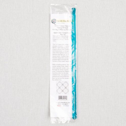 RÈGLE TRANSPARENTE DE COUTURIÈRE/COURTEPOINTE 45 7 CM - 18 PO