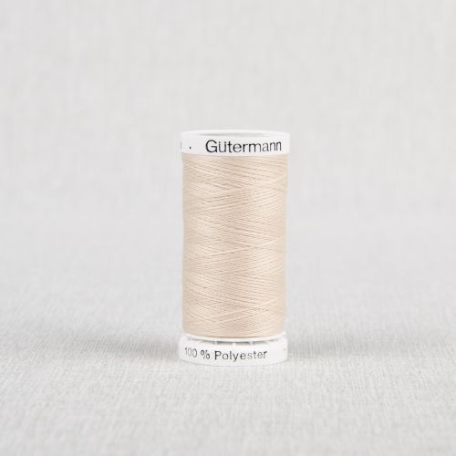 FIL DE POLYESTER TOUT USAGE GÜTERMANN 250 M - 030