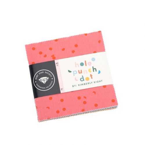 PRÉCOUPÉ HOLE PUNCH DOT PAR KIMBERLY KIGHT POUR RUBY STAR SOCIETY - CHARM PACK 