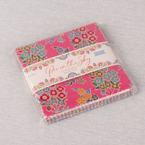 PRÉCOUPÉ PIE IN THE SKY PAR TILDA - CHARM PACK