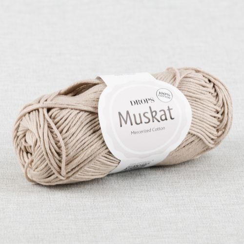 DROPS MUSKAT UNI COLOUR - BEIGE CLAIR 61