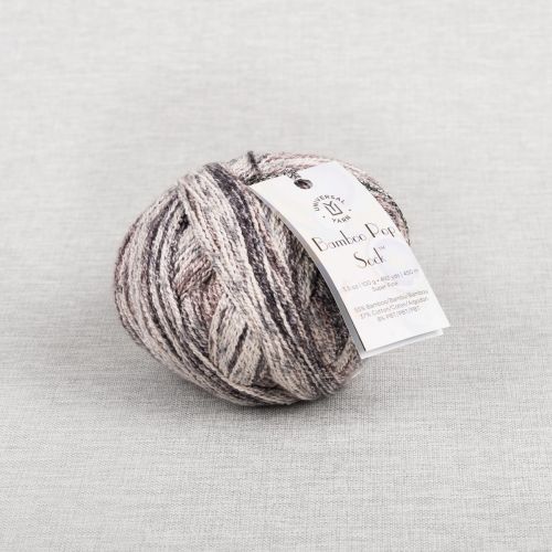 UNIVERSAL YARN BAMBOO POP SOCK - 401 COUVERT