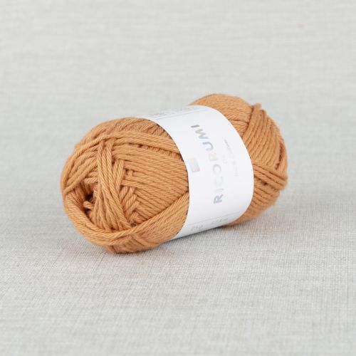 RICO YARNS RICORUMI DK – 53 CARAMEL