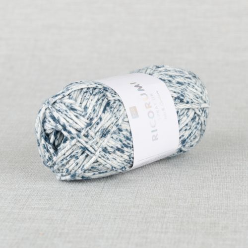 RICO YARNS RICORUMI SPRAY DK – 05 PETROL