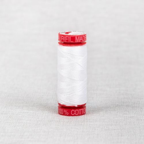 FIL DE COTON AURIFIL MAKO 12 50M - 2024 BLANC