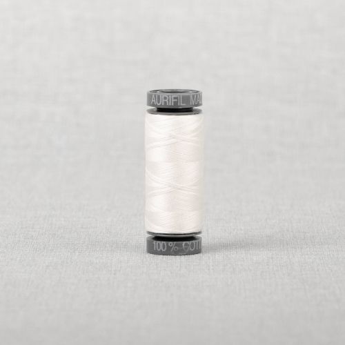 FIL DE COTON AURIFIL MAKO 28 100M - 2021 BLANC NATUREL