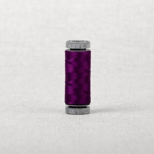 FIL DE COTON AURIFIL MAKO 28 100M - 2545 VIOLET MOYEN