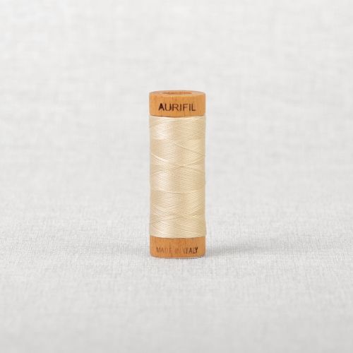 FIL DE COTON AURIFIL MAKO 80 274M - 2310 BEIGE PÂLE