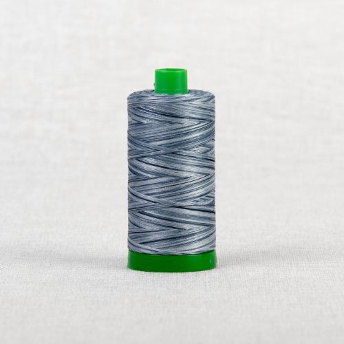 FIL DE COTON MOIRÉ AURIFIL MAKO 40 1000M - 4669 STONEWASH BLUES