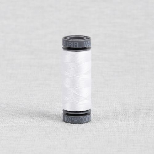 FIL DE COTON AURIFIL MAKO 50 1300M - 2024 BLANC