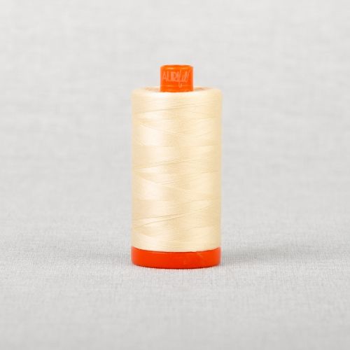 FIL DE COTON AURIFIL MAKO 50 1300M - 2123 BEURRE