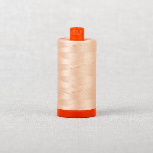 FIL DE COTON AURIFIL MAKO 50 1300M - 2205 ABRICOT