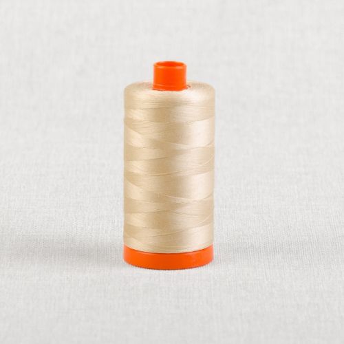 FIL DE COTON AURIFIL MAKO 50 1300M - 2310 BEIGE PÂLE