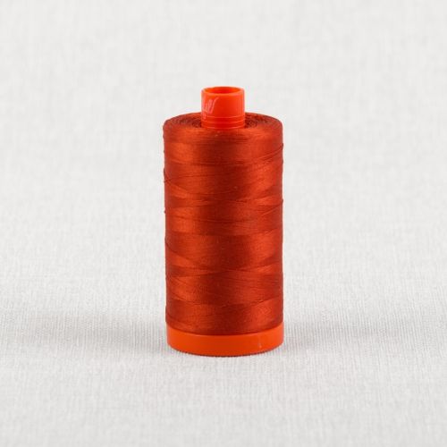 FIL DE COTON AURIFIL MAKO 50 1300M - 2395 ÉPICE DE CITROUILLE