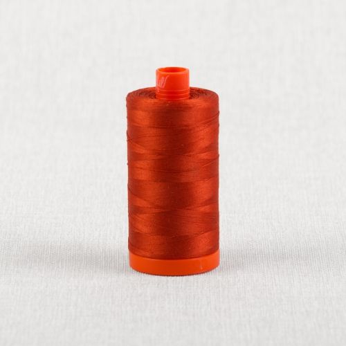 FIL DE COTON AURIFIL MAKO 50 1300M - 2395 ÉPICE DE CITROUILLE