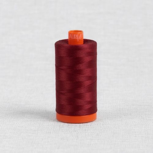 FIL DE COTON AURIFIL MAKO 50 1300M - 2460 ROUGE CARMIN FONCÉ