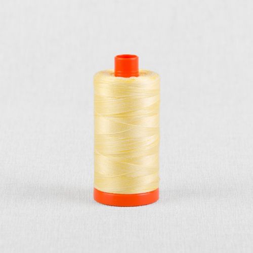 FIL DE COTON MOIRÉ AURIFIL MAKO 50 1300M - 3910 GLACE AU CITRON