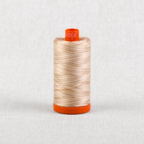 FIL DE COTON MOIRÉ AURIFIL MAKO 50 1300M - 4666 BISCOTTI