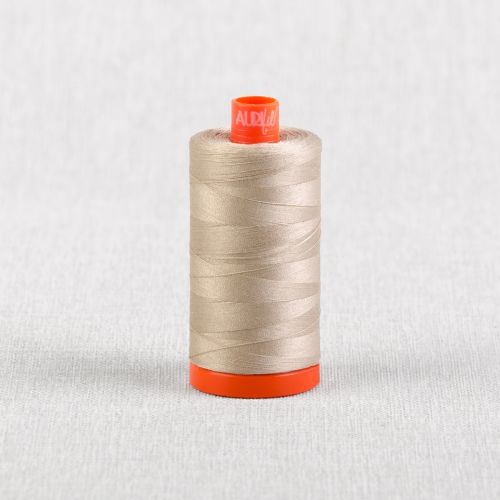 FIL DE COTON AURIFIL MAKO 50 1300M - 6711 ÉTAIN