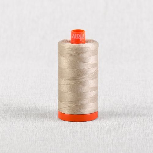 FIL DE COTON AURIFIL MAKO 50 1300M - 6711 ÉTAIN